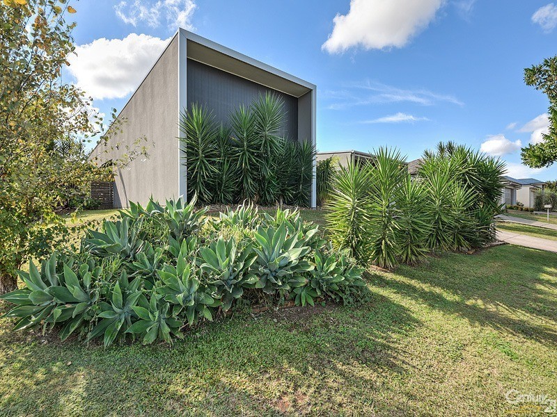 66 Baybreeze Crescent, Murrumba Downs QLD 4503