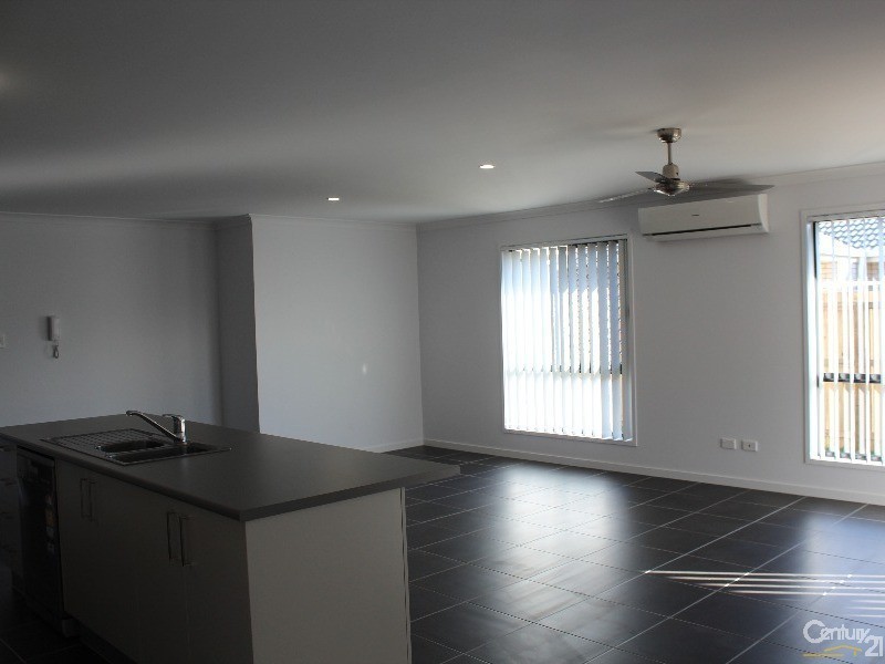 12 Apple Circuit, Griffin QLD 4503