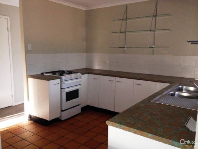 82 Rue Montaigne, Petrie QLD 4502