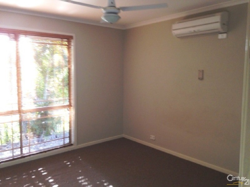 82 Rue Montaigne, Petrie QLD 4502