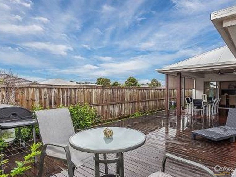 32 Planigale cresent, North Lakes QLD 4509