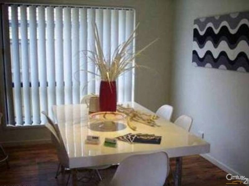 8 Capital Street, North Lakes QLD 4509