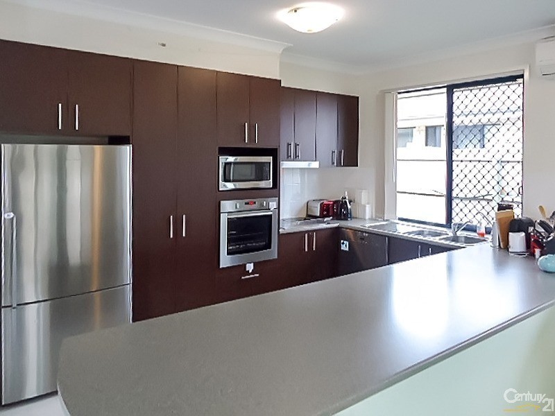 25 Hipwood Street, Morayfield QLD 4506