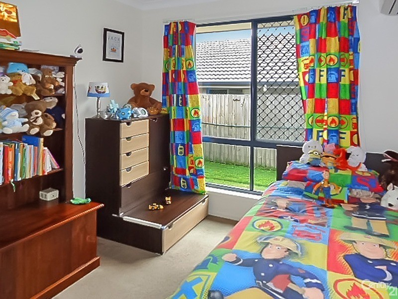 25 Hipwood Street, Morayfield QLD 4506