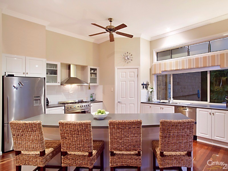 10 Farrington Drive, Murrumba Downs QLD 4503