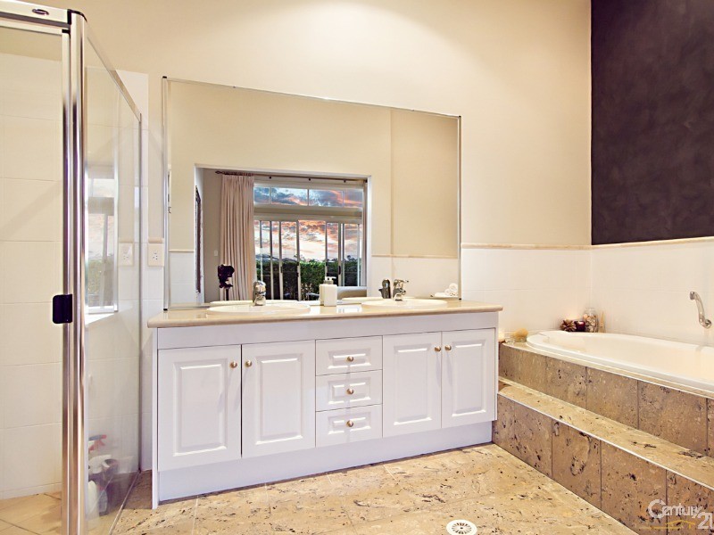 10 Farrington Drive, Murrumba Downs QLD 4503