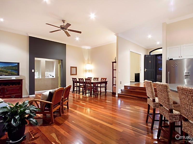 10 Farrington Drive, Murrumba Downs QLD 4503