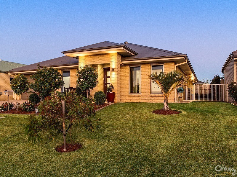4 Kidston Court, North Lakes QLD 4509