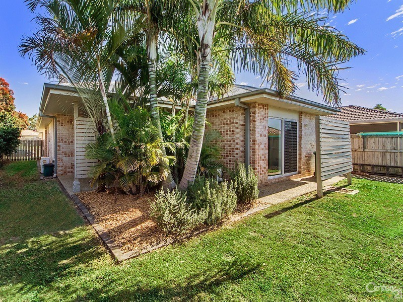 8 Neales Street, Murrumba Downs QLD 4503