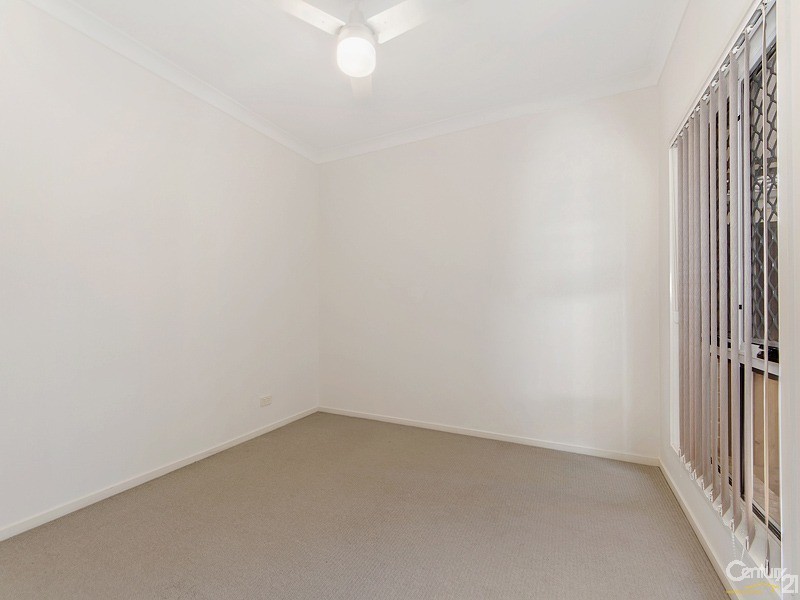 8 Neales Street, Murrumba Downs QLD 4503