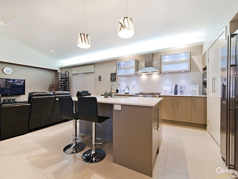 16 Dusky Street, North Lakes QLD 4509