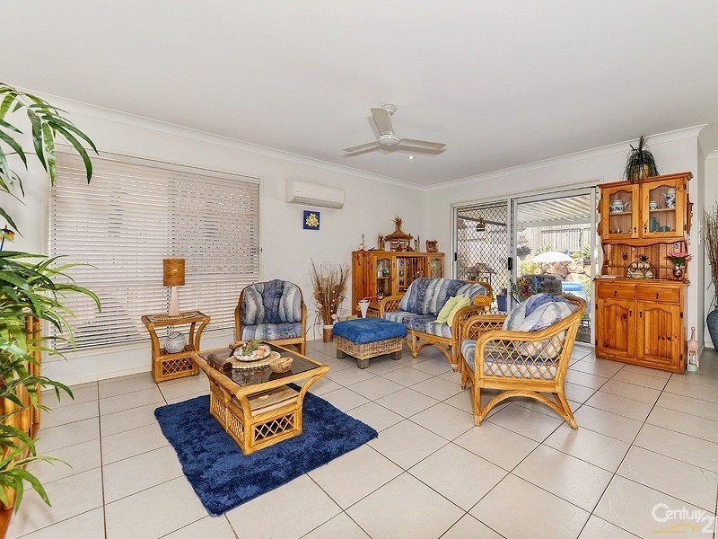 6  Nutmeg Drive, Griffin QLD 4503