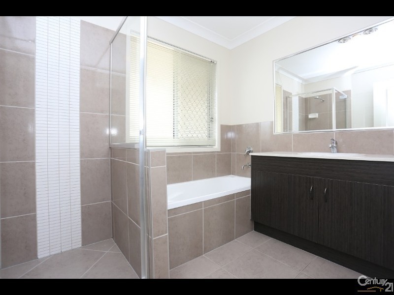 12 Petronas Street, North Lakes QLD 4509