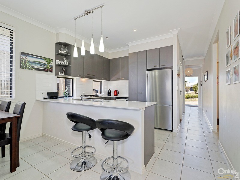 61 Denham Crescent, North Lakes QLD 4509