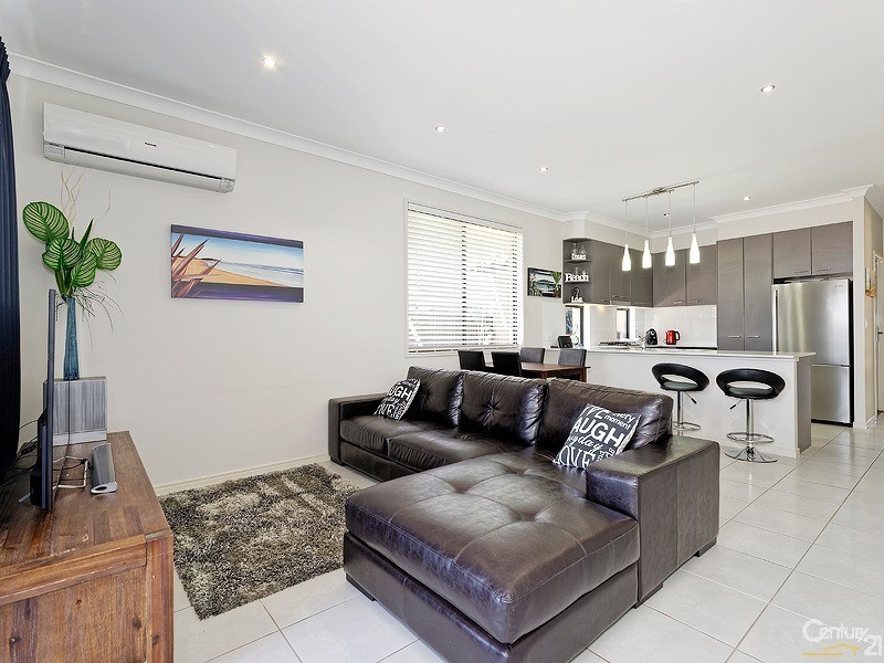 61 Denham Crescent, North Lakes QLD 4509