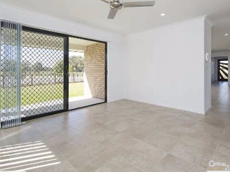 17 FERN PARADE, Griffin QLD 4503