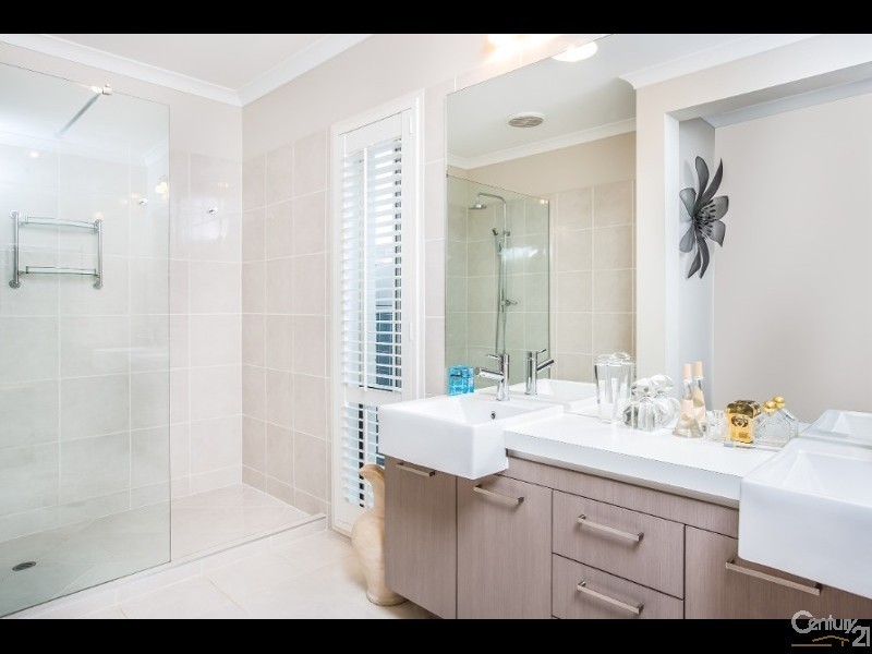 14  BAYBREEZE CR, Murrumba Downs QLD 4503