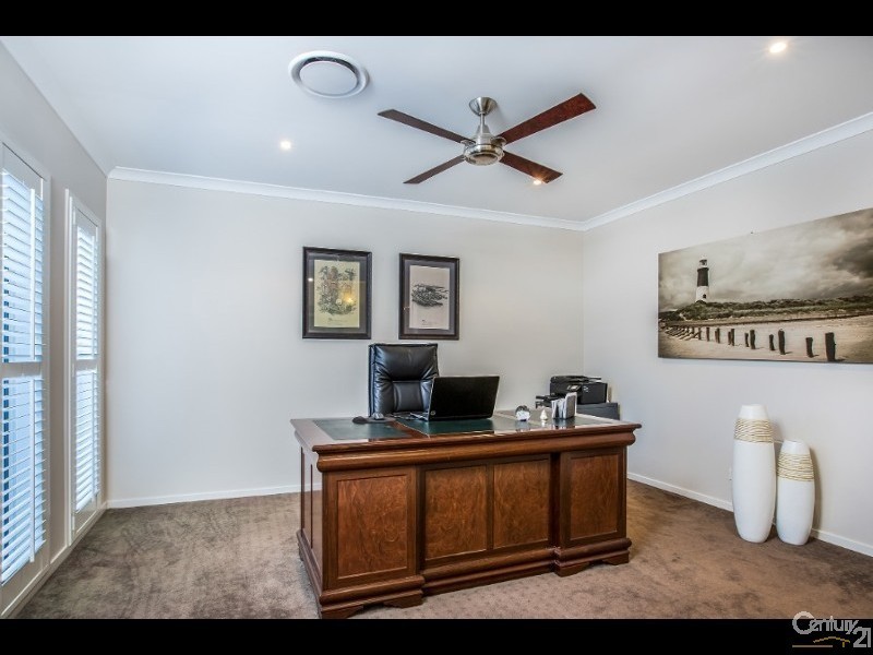 14  BAYBREEZE CR, Murrumba Downs QLD 4503