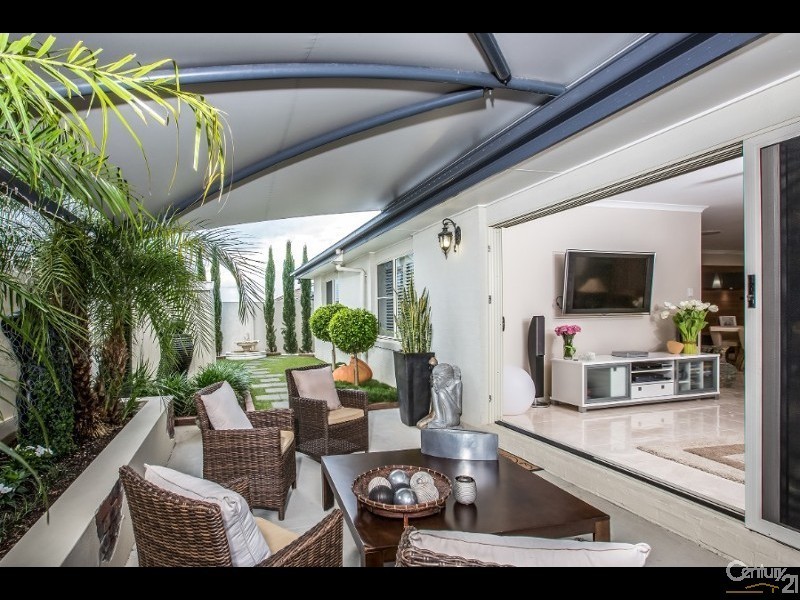 14  BAYBREEZE CR, Murrumba Downs QLD 4503