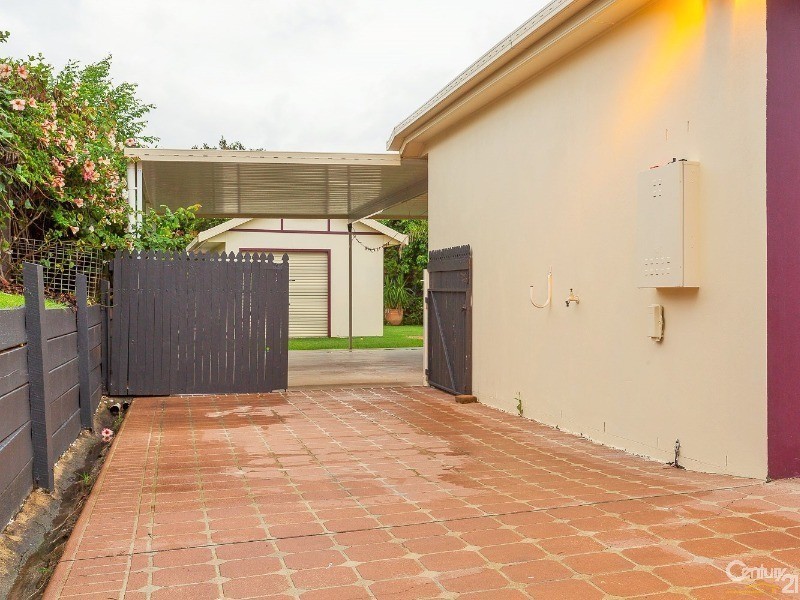 25 BRINDABELLA, North Lakes QLD 4509