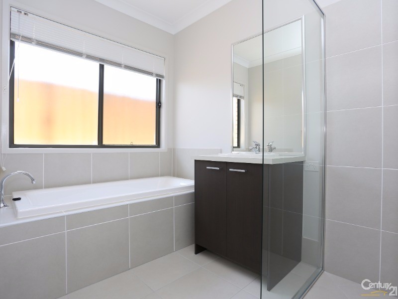 96 Expedition Drive, North Lakes QLD 4509