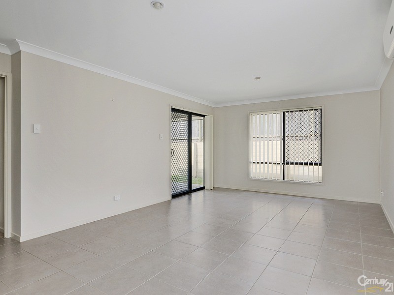 11 Melville Parade, North Lakes QLD 4509