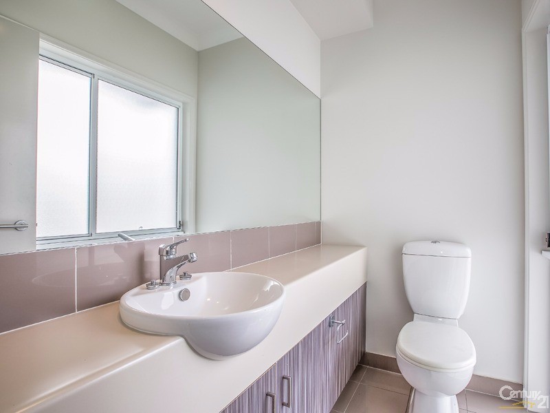 19 Allenby Close, North Lakes QLD 4509