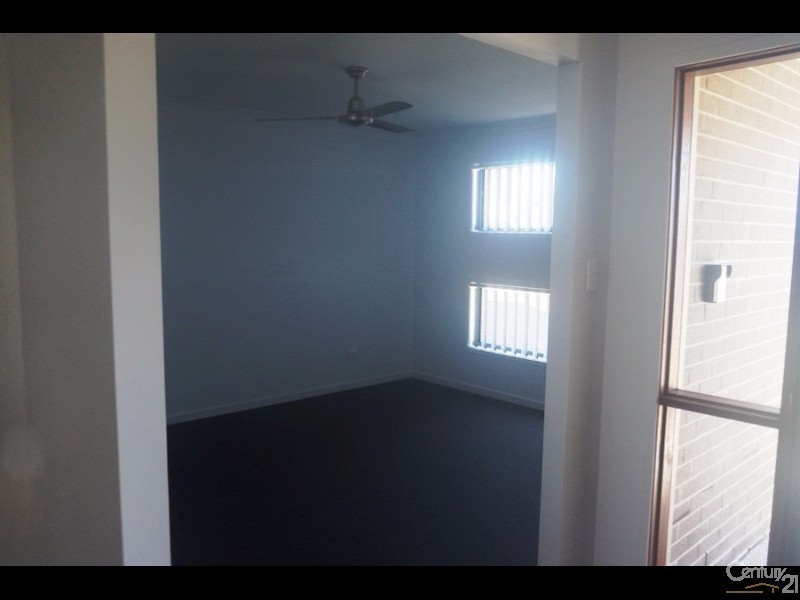 19 Apple Circuit, Griffin QLD 4503