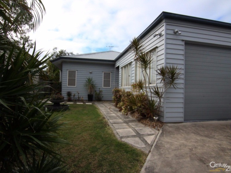 8 Welsby Street, Rothwell QLD 4022