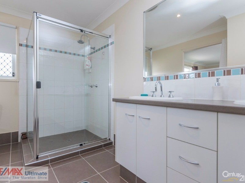 22 Astley Parade, North Lakes QLD 4509