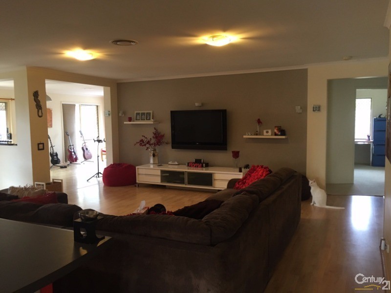 12 Ainslie Street, North Lakes QLD 4509