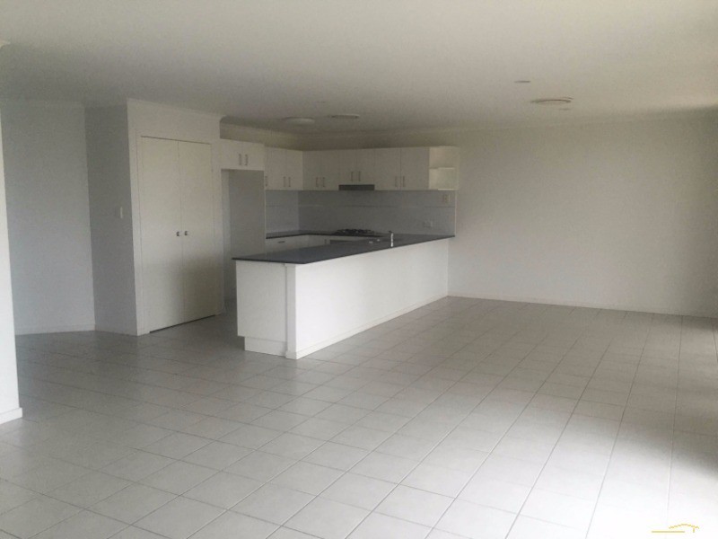 5  Scenic Drive, Murrumba Downs QLD 4503