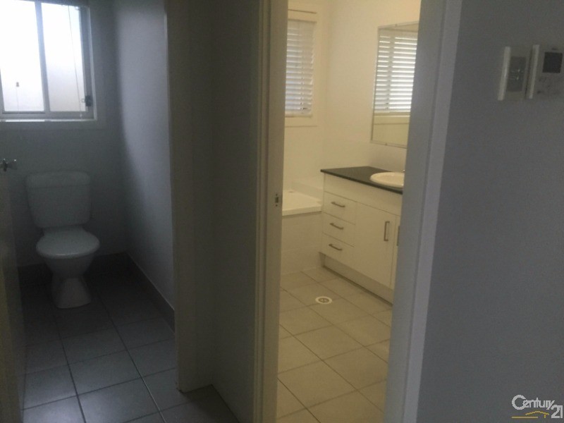 5  Scenic Drive, Murrumba Downs QLD 4503