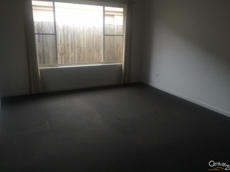 5  Scenic Drive, Murrumba Downs QLD 4503