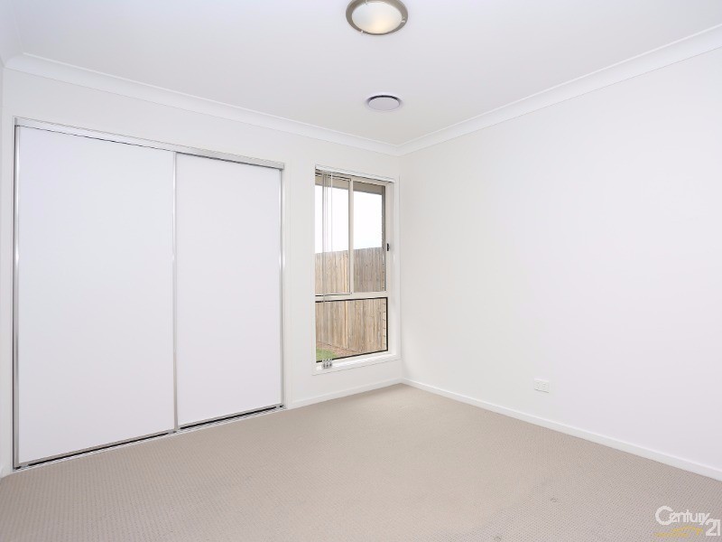 74 Mapleton Drive, North Lakes QLD 4509