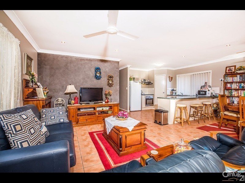 15 Morwell Crescent, North Lakes QLD 4509