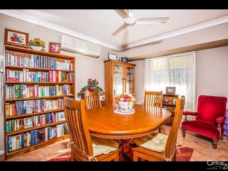 15 Morwell Crescent, North Lakes QLD 4509