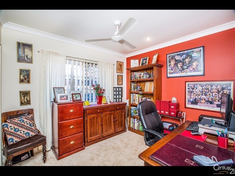15 Morwell Crescent, North Lakes QLD 4509
