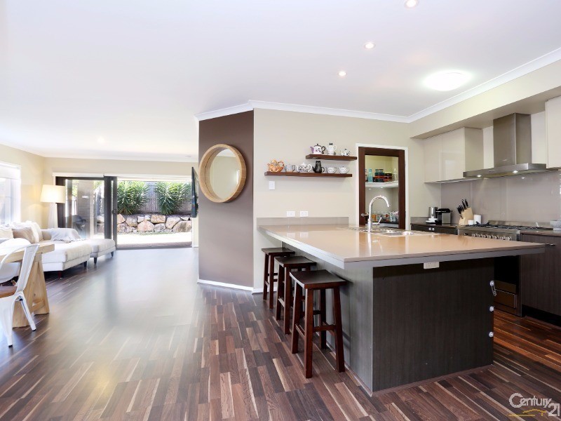 17 Lytham Street, North Lakes QLD 4509