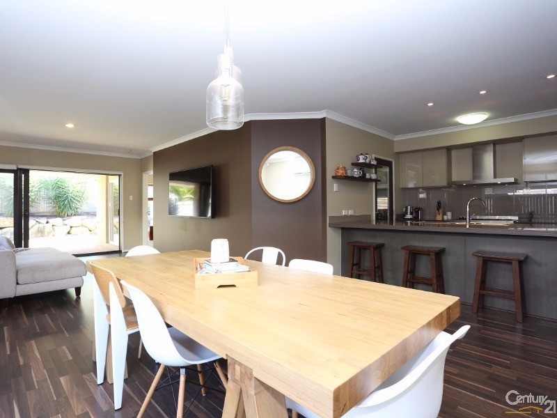 17 Lytham Street, North Lakes QLD 4509