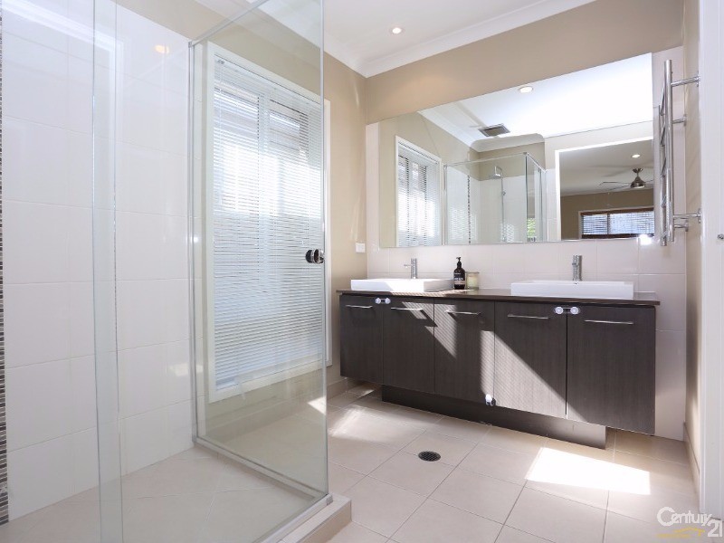 17 Lytham Street, North Lakes QLD 4509