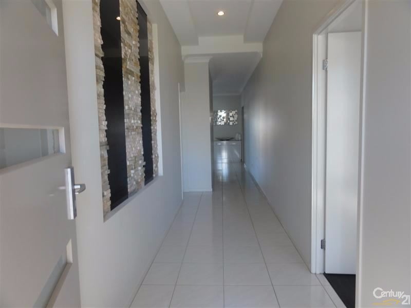 12 Morgan Street, North Lakes QLD 4509