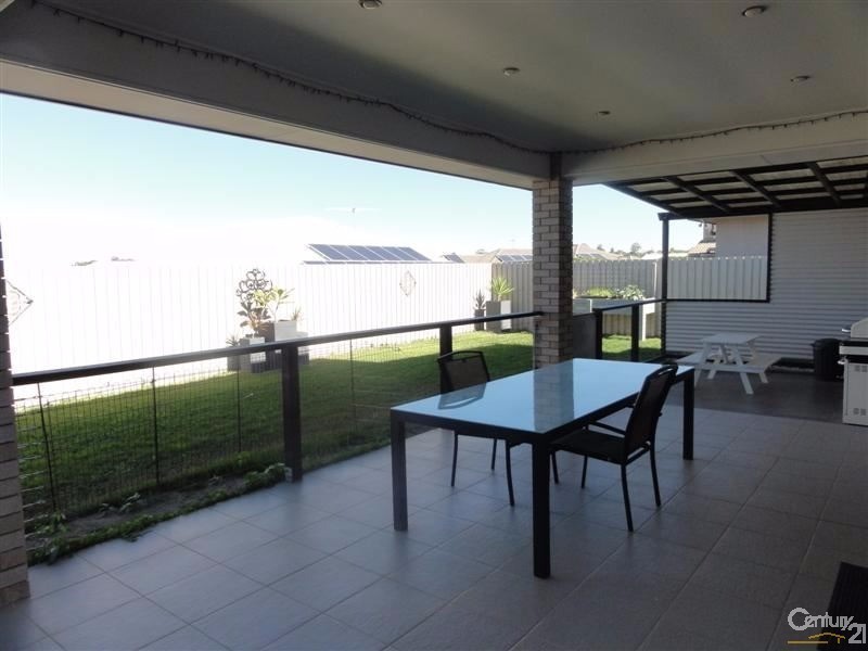 12 Morgan Street, North Lakes QLD 4509