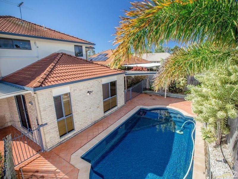 5 Chesterton Court, North Lakes QLD 4509