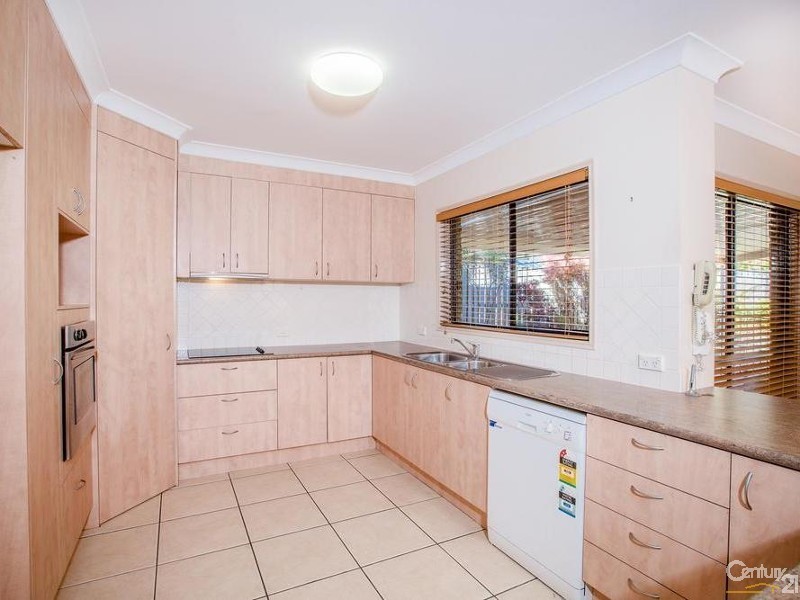 5 Chesterton Court, North Lakes QLD 4509