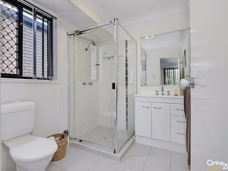 4 Sunstone Circuit, Mango Hill QLD 4509