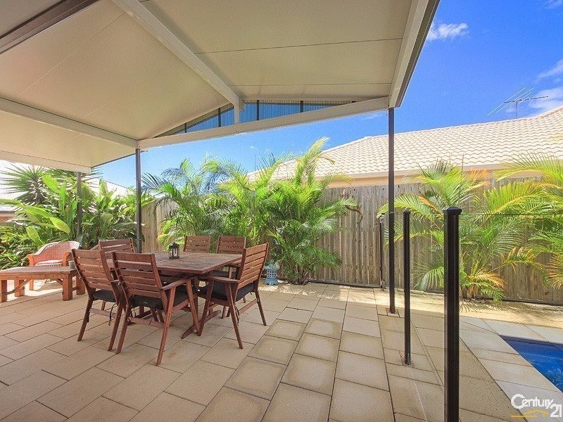 4 Sunstone Circuit, Mango Hill QLD 4509