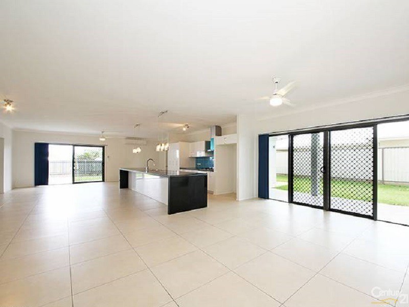 21 Lakeview Terrace, Murrumba Downs QLD 4503