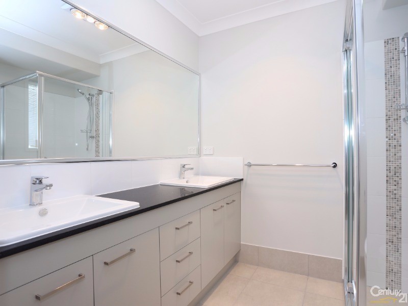 31 Stradbroke Street, Burpengary QLD 4505