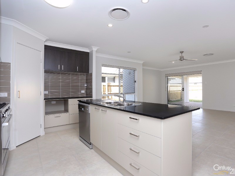 31 Stradbroke Street, Burpengary QLD 4505